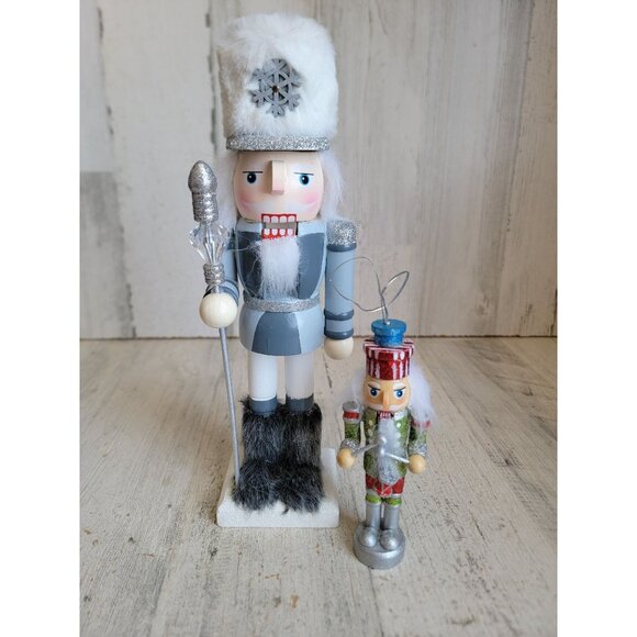Nutcracker ornament figure set glitter Xmas wooden home decor unique - Picture 1 of 8